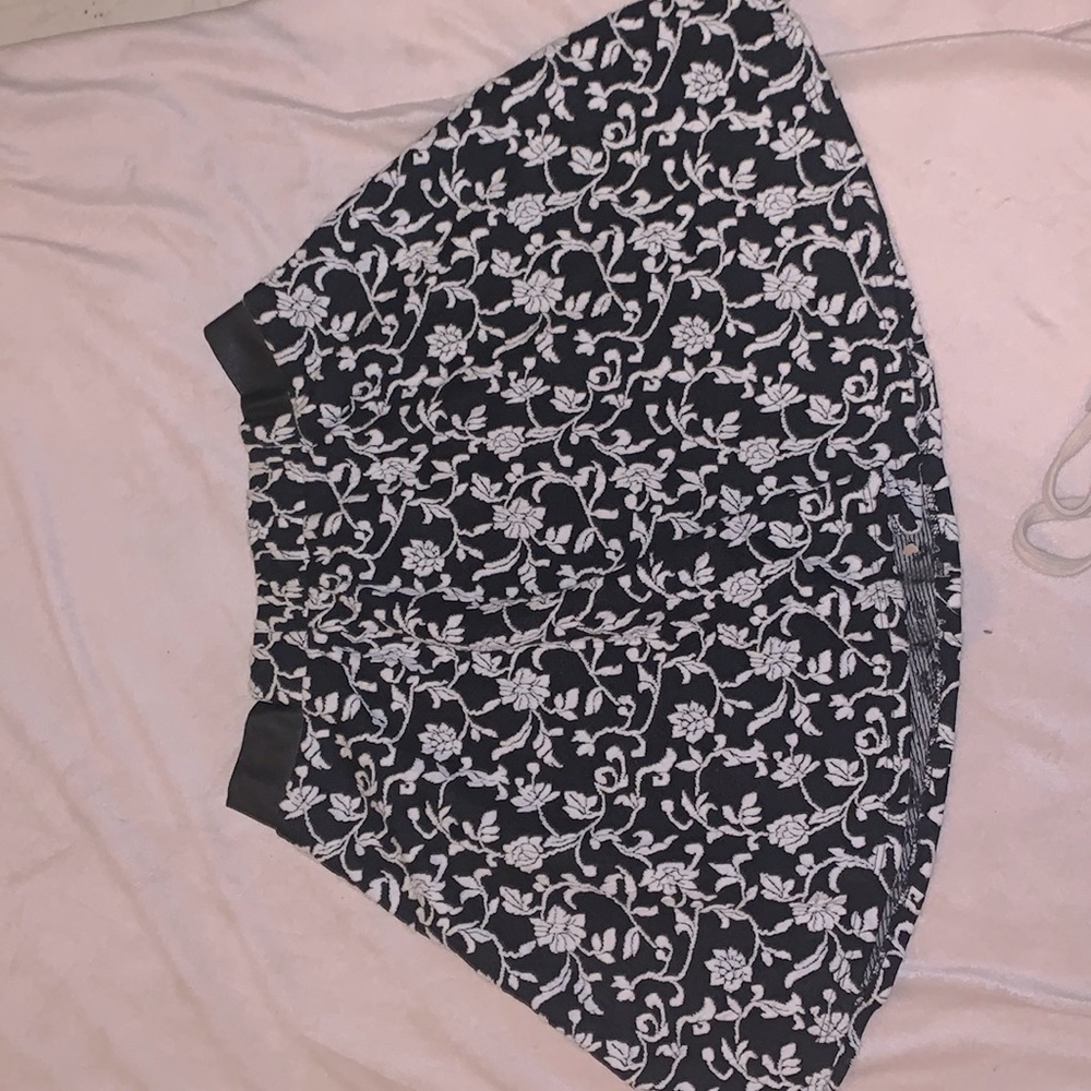 women Bwear skirt SMALL